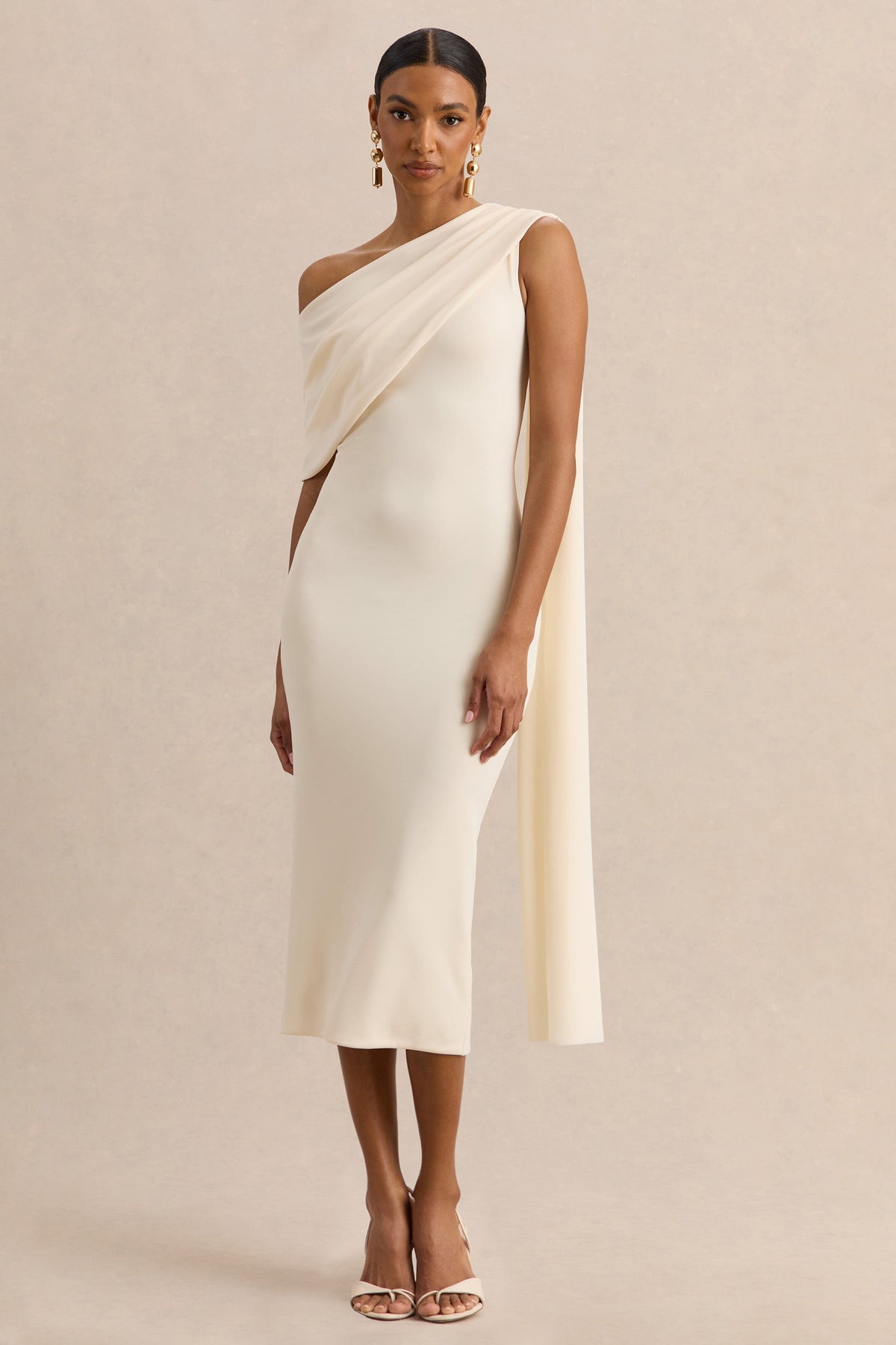 Madelisse | Vestido Midi Crema de Escote Asimétrico con Fajín
