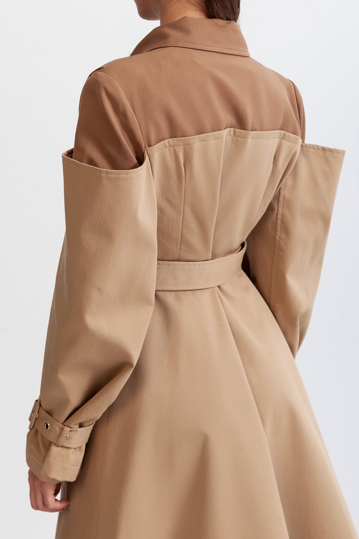 Gabardina Doble con Estilo Blazer – Nude