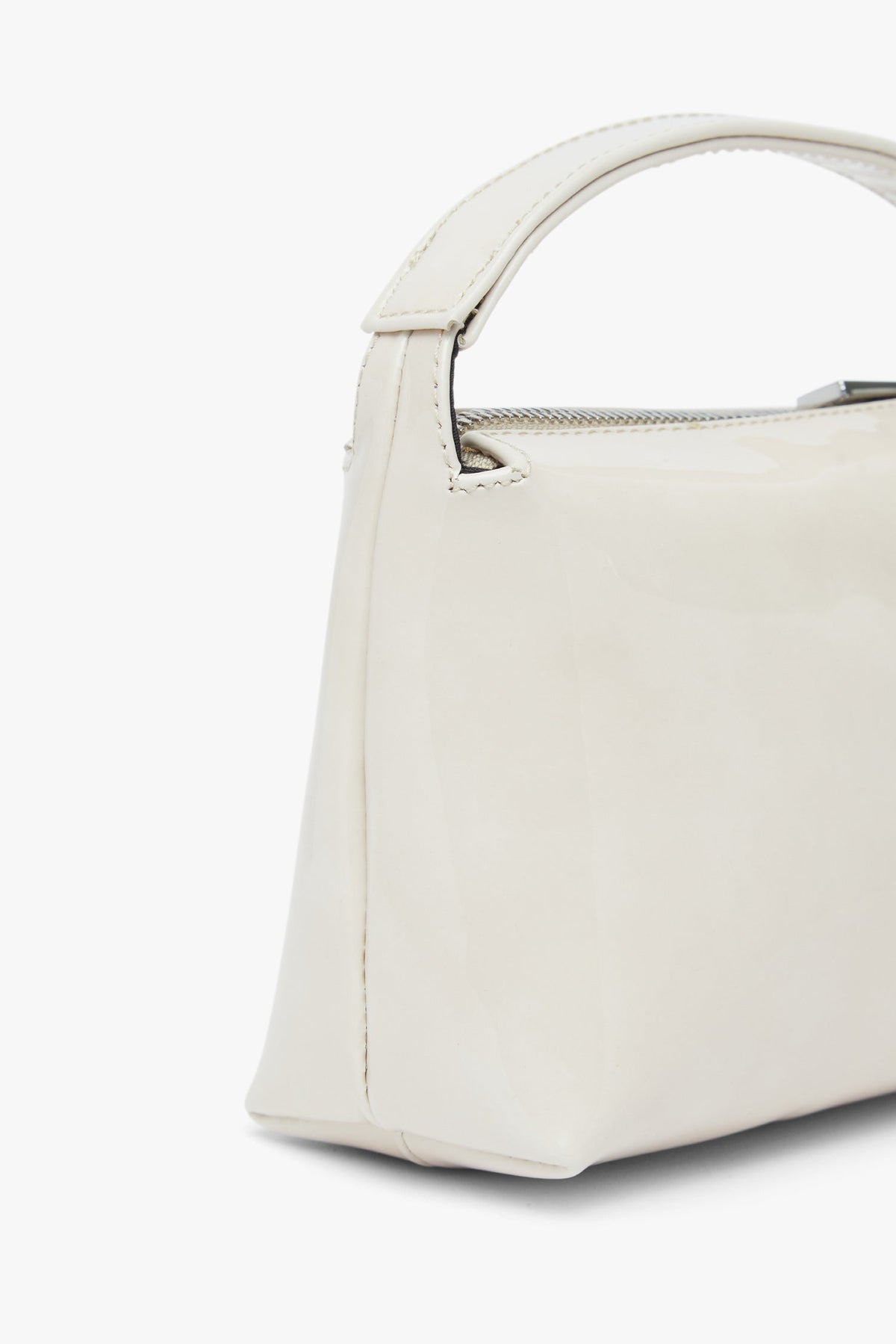 Bolso Sonora elegante de charol color topo