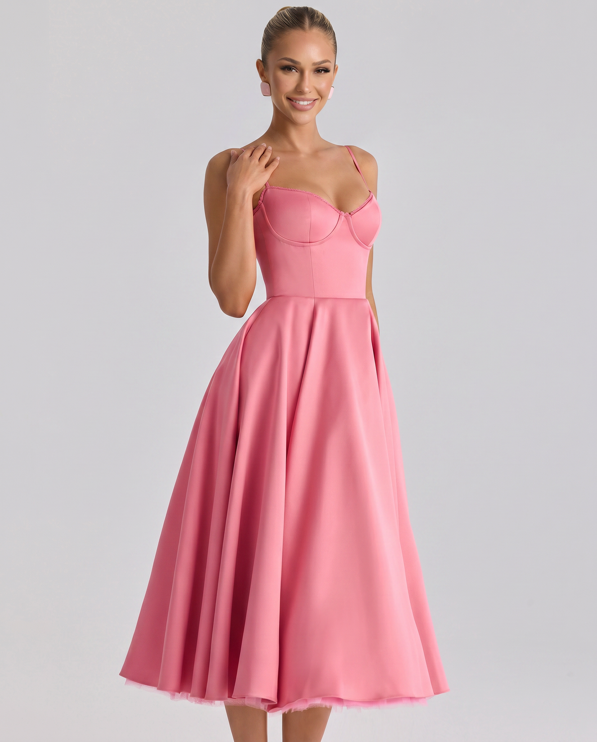 Camryn • Vestido midi con escote corazón y elegante falda de tul