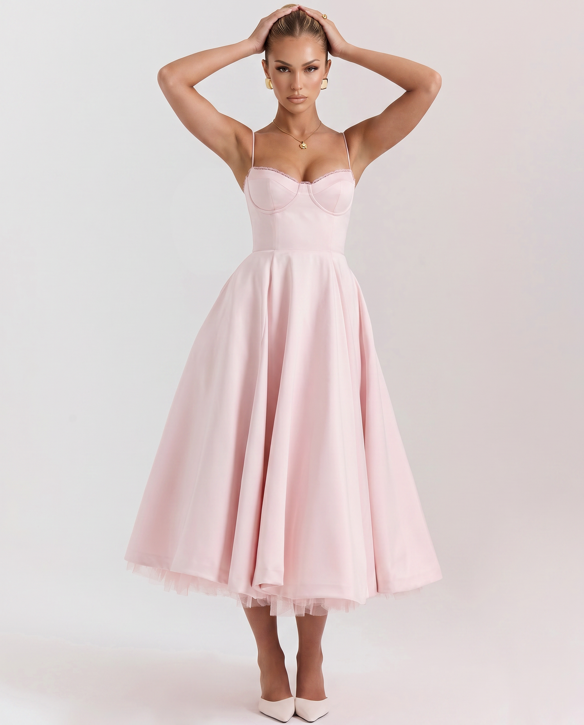 Jianna • Elegante vestido midi de tul con corsé de aros