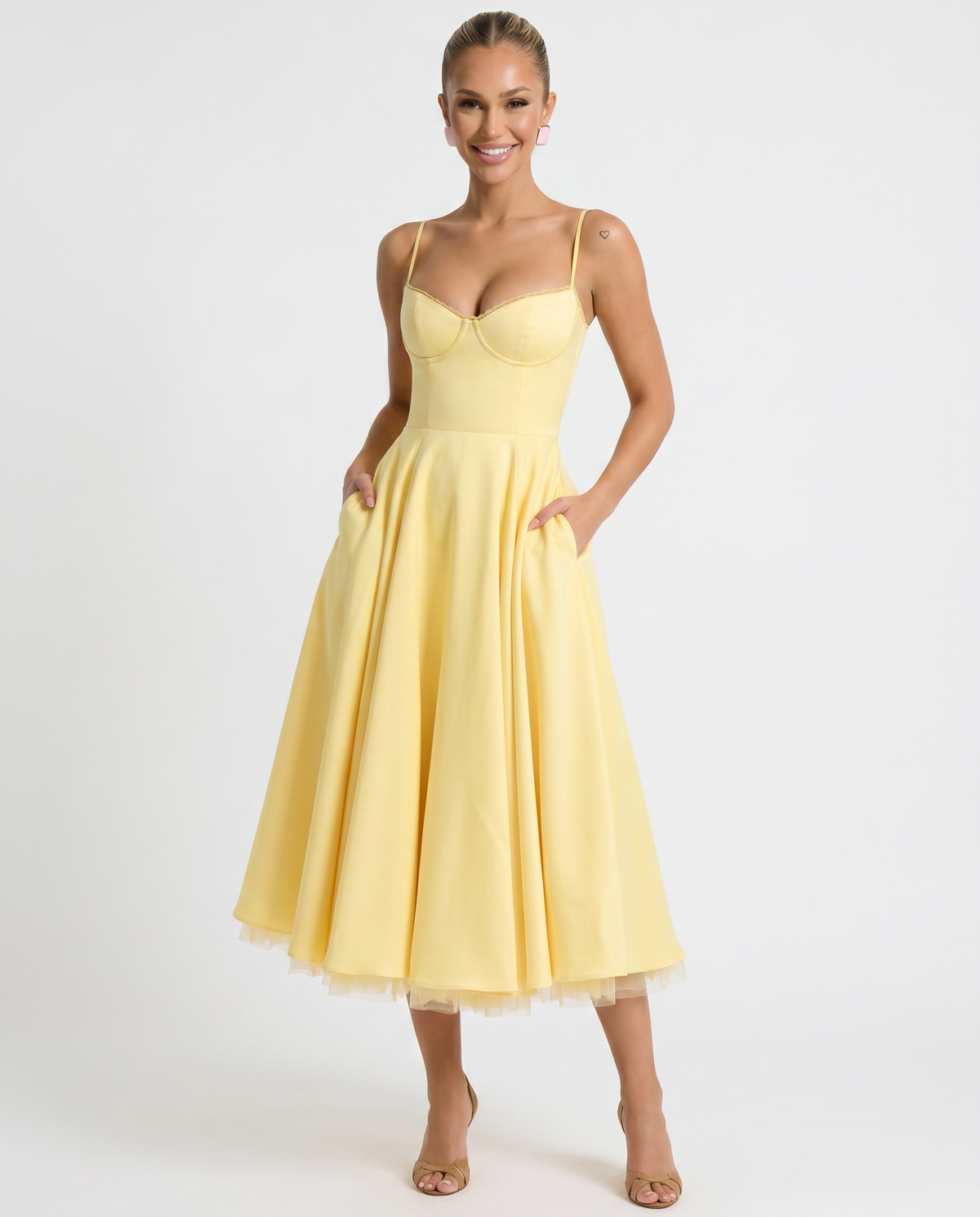 Jianna • Elegante vestido midi de tul con corsé de aros