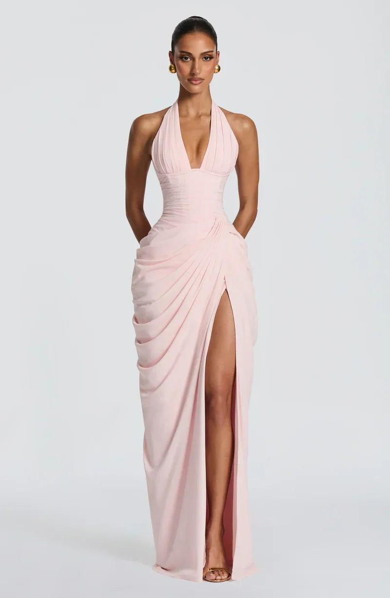 Minetta • Elegante vestido maxi halter con corsé