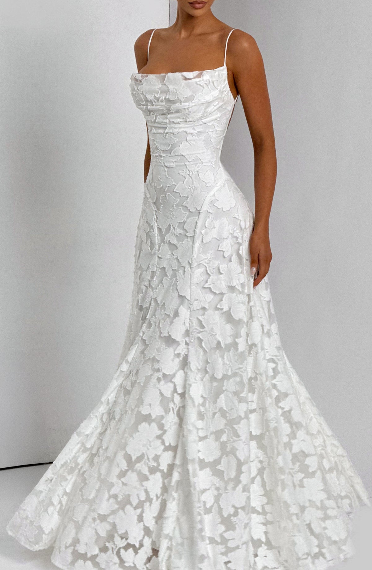 Sofía • Vestido largo floral con tirantes elegantes