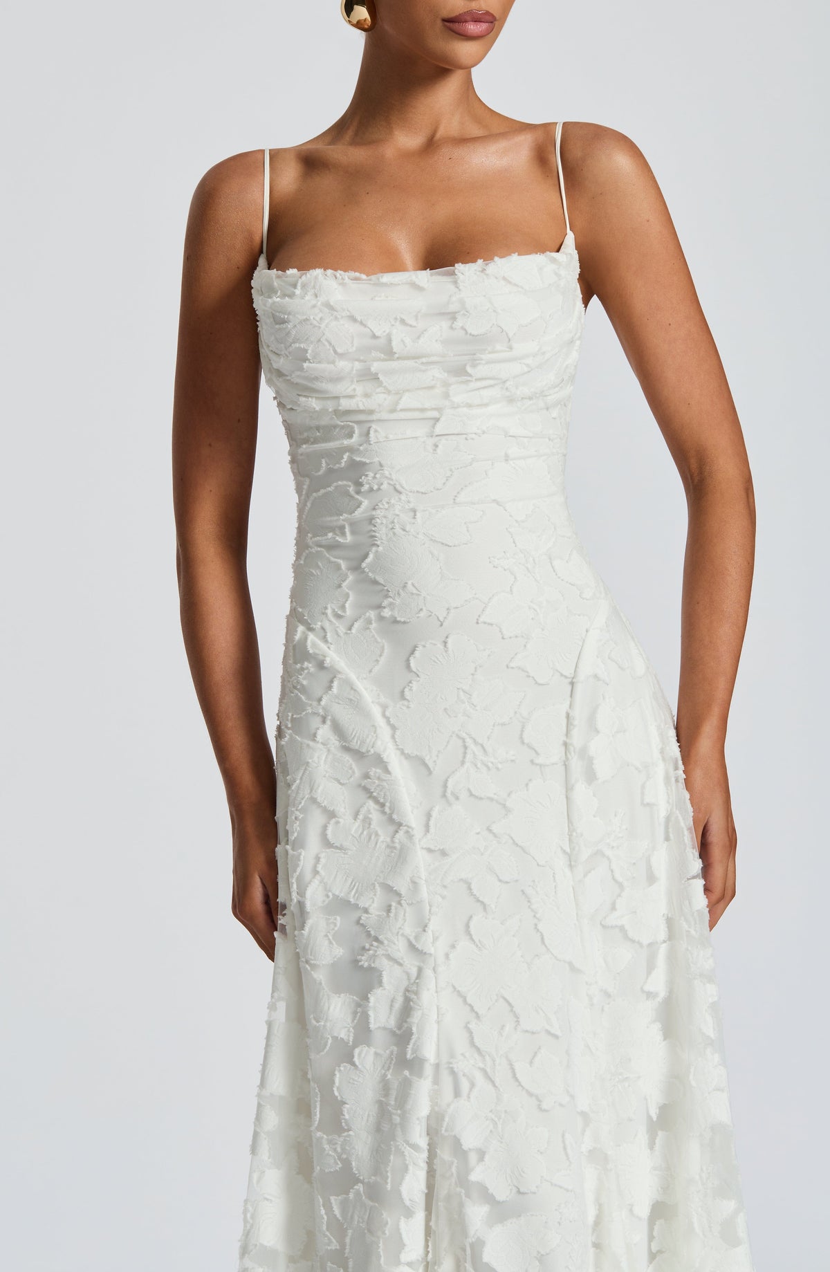 Sofía • Vestido largo floral con tirantes elegantes