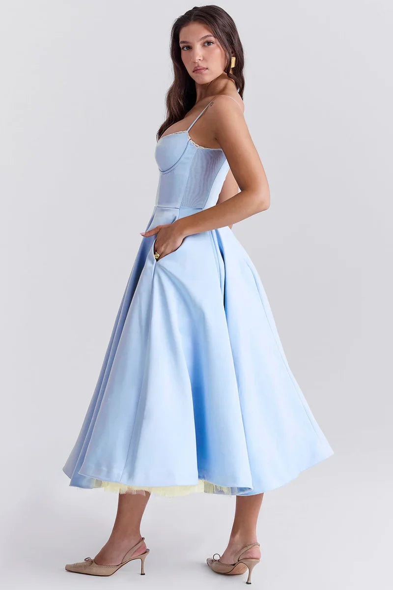 Jianna • Elegante vestido midi de tul con corsé de aros