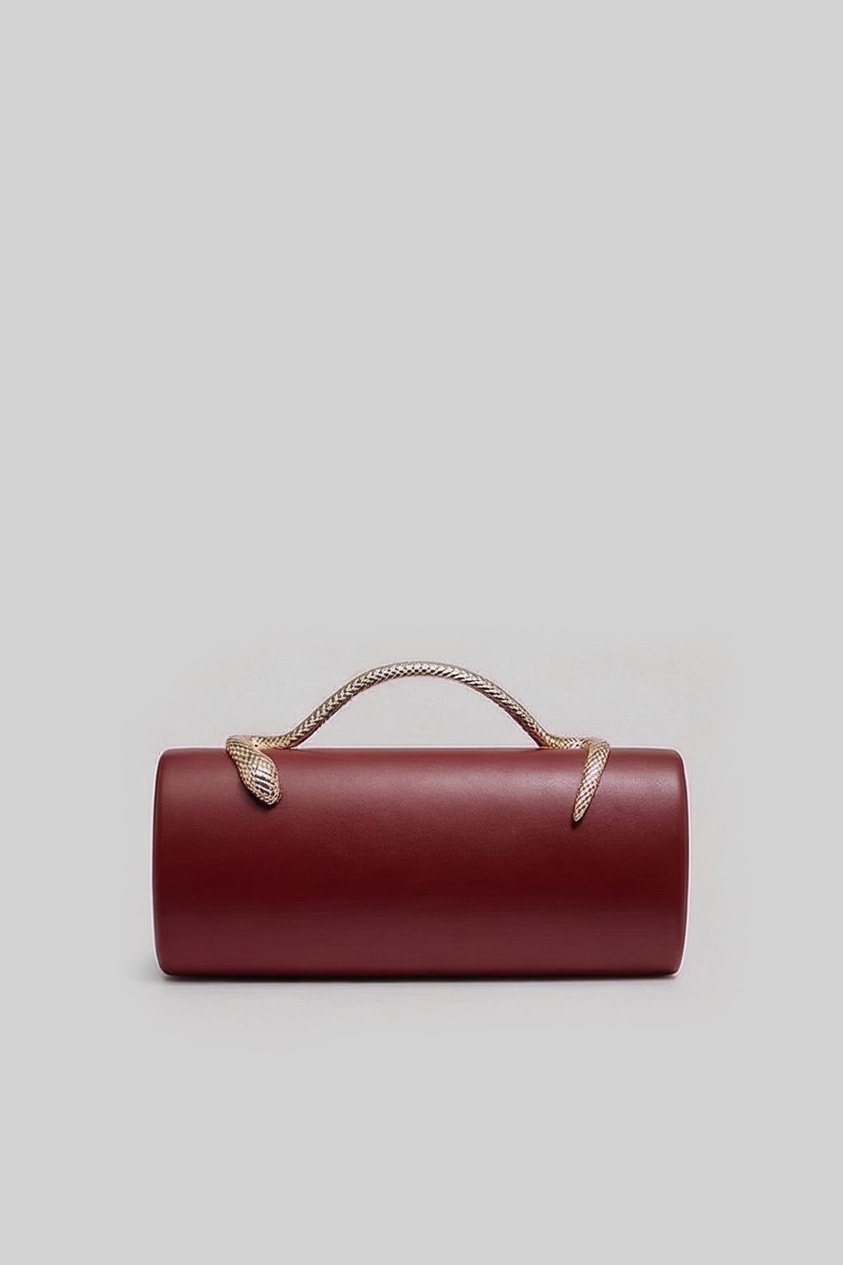 Bolso de Mano Estructurado con Asa de Serpiente y Cadena Dorada – Burdeos
