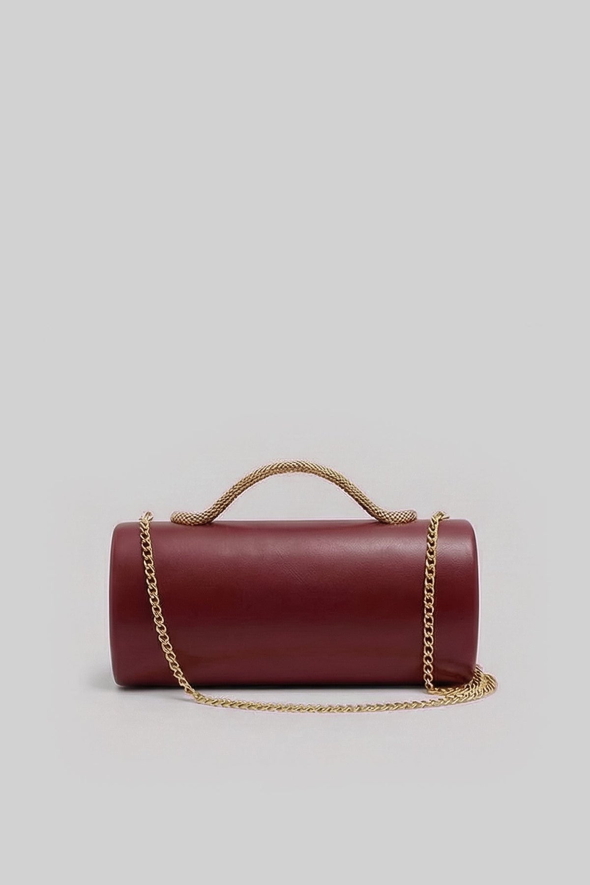 Bolso de Mano Estructurado con Asa de Serpiente y Cadena Dorada – Burdeos