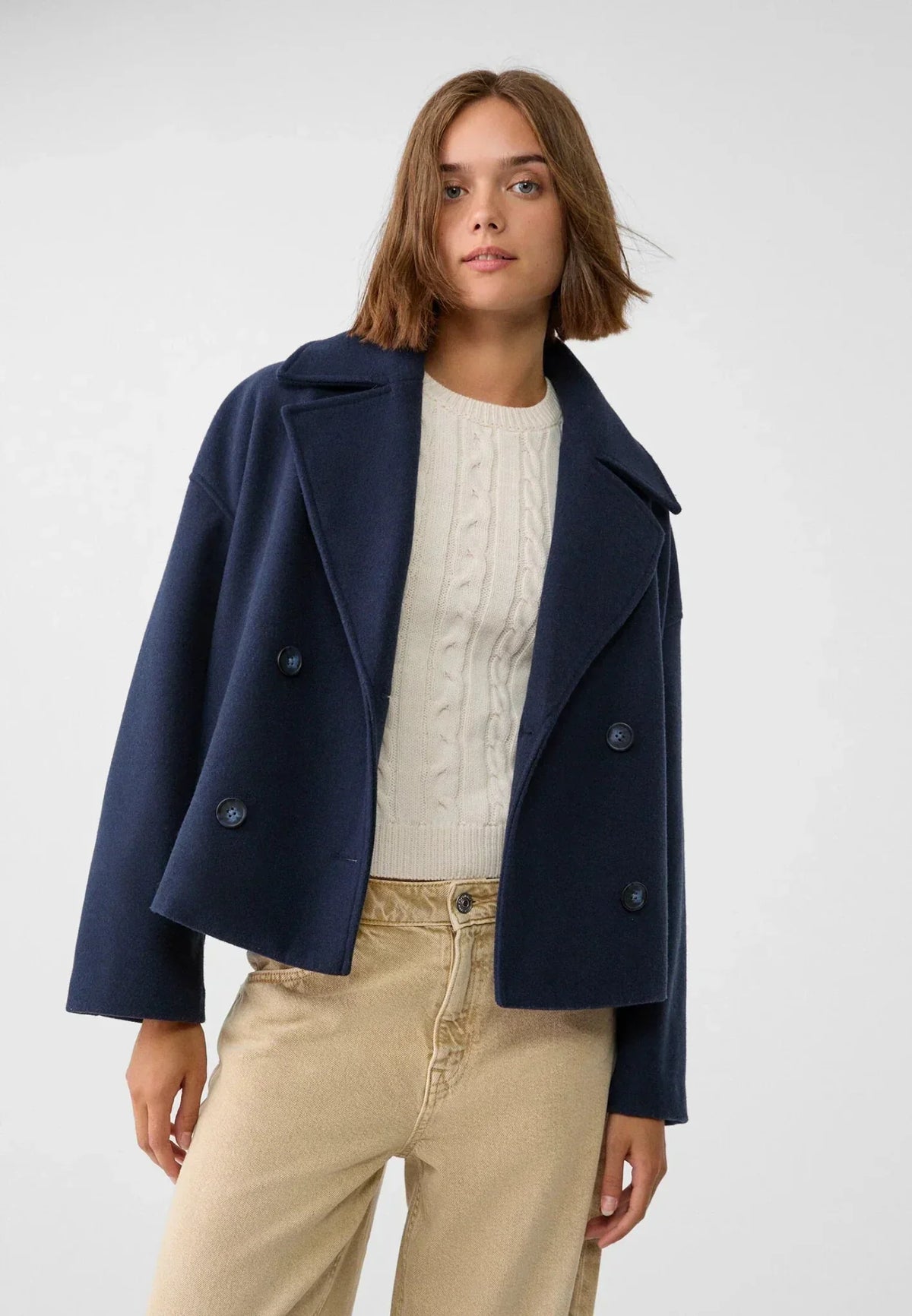 Chaqueta Cruzada de Invierno para Mujer – Elegancia y Abrigo Atemporal