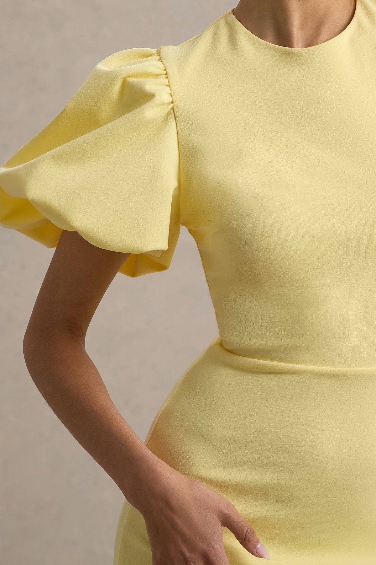 Dakota | Vestido Midi de Manga Abullonada en color limón