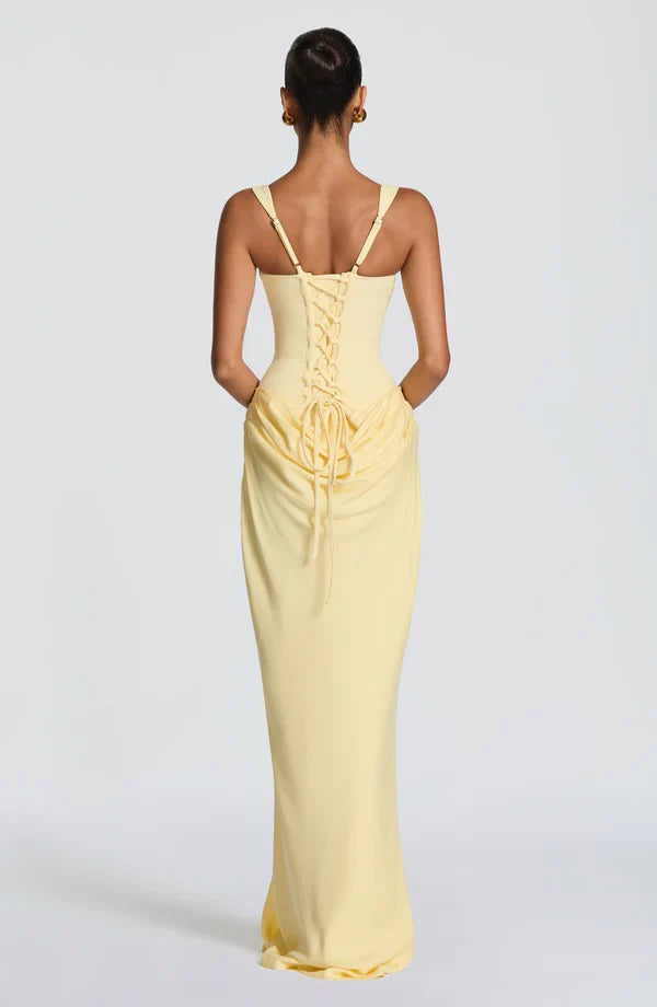 Valentina • Vestido maxi esculpido con silueta de reloj de arena