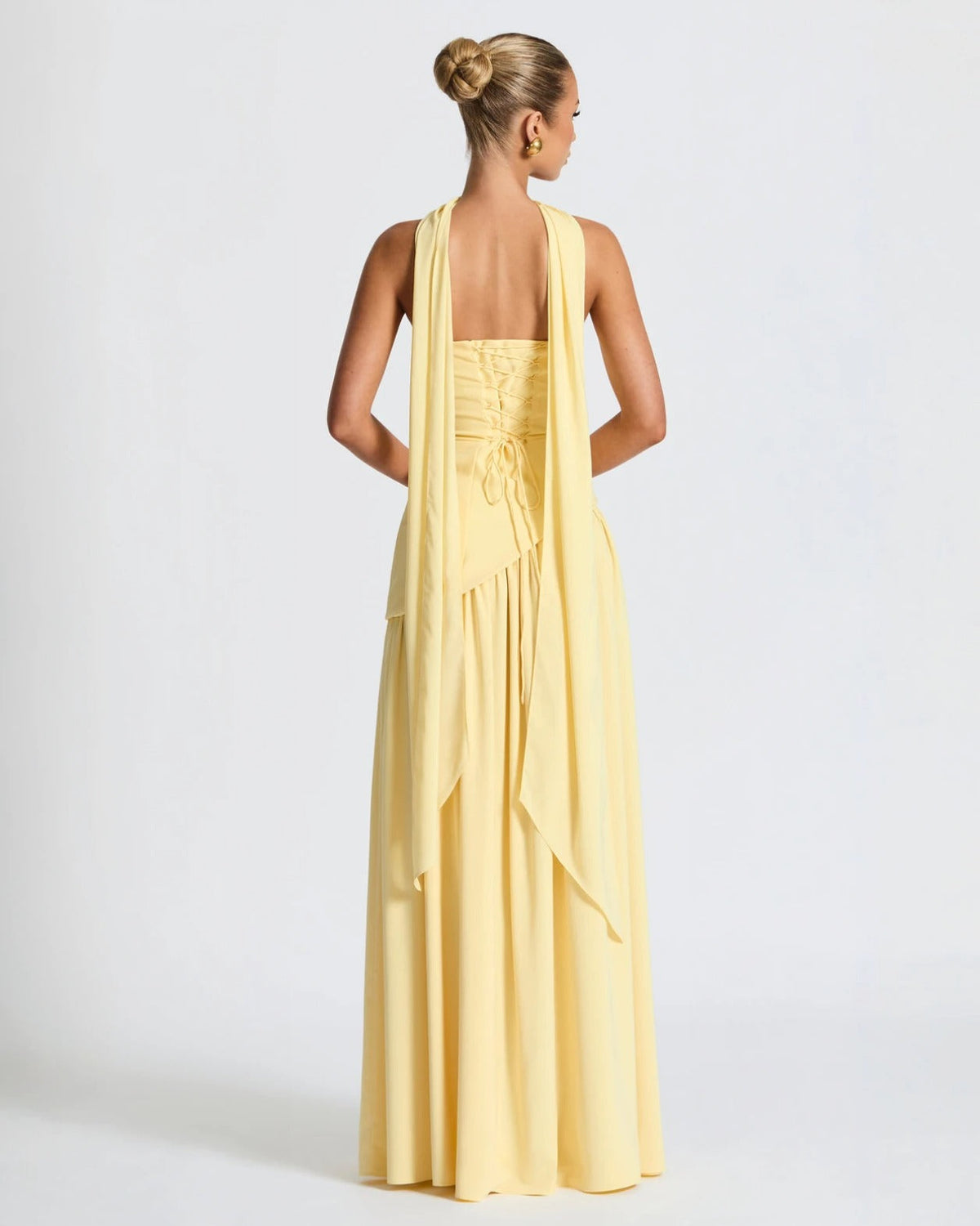 Alessia • Vestido maxi sin tirantes con escote elegante y abertura lateral