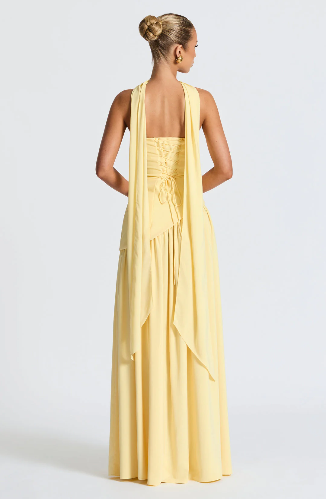 Vega • Vestido maxi sin tirantes con bufanda a juego