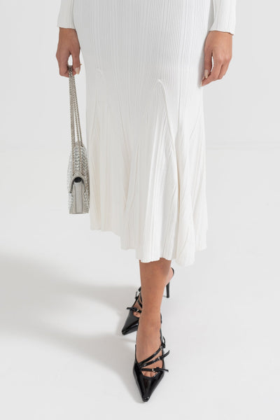 Vestido Elegante Acanalado de Manga Larga – Blanco