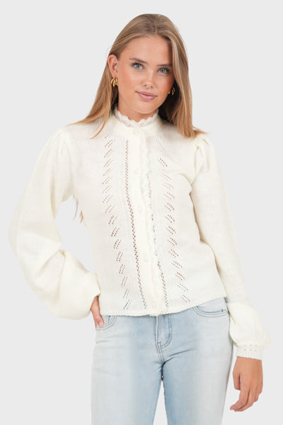 Cárdigan blanco “Judith” – elegancia y estilo atemporal