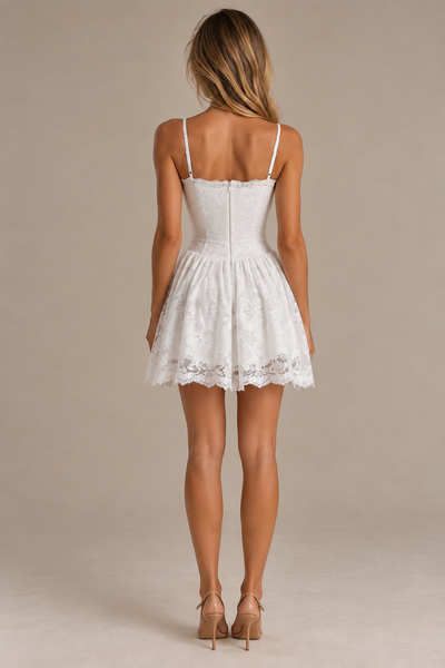 Tracie • Vestido mini con delicado encaje inglés bordado