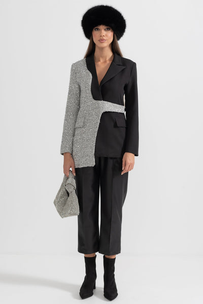 Blazer Bicolor con Bajo Asimétrico – Negro y Plata