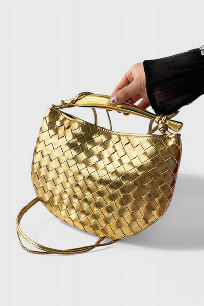 Bolso Gerda tejido con elegante asa dorada