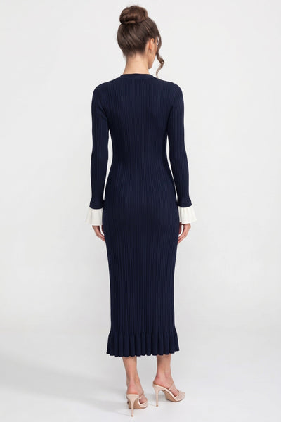 Vestido Maxi de Punto Plisado con Botones y Puños en Contraste – Azul Marino