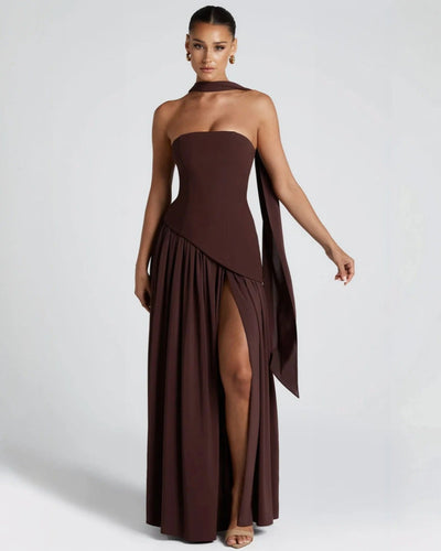 Alessia • Vestido maxi sin tirantes con escote elegante y abertura lateral