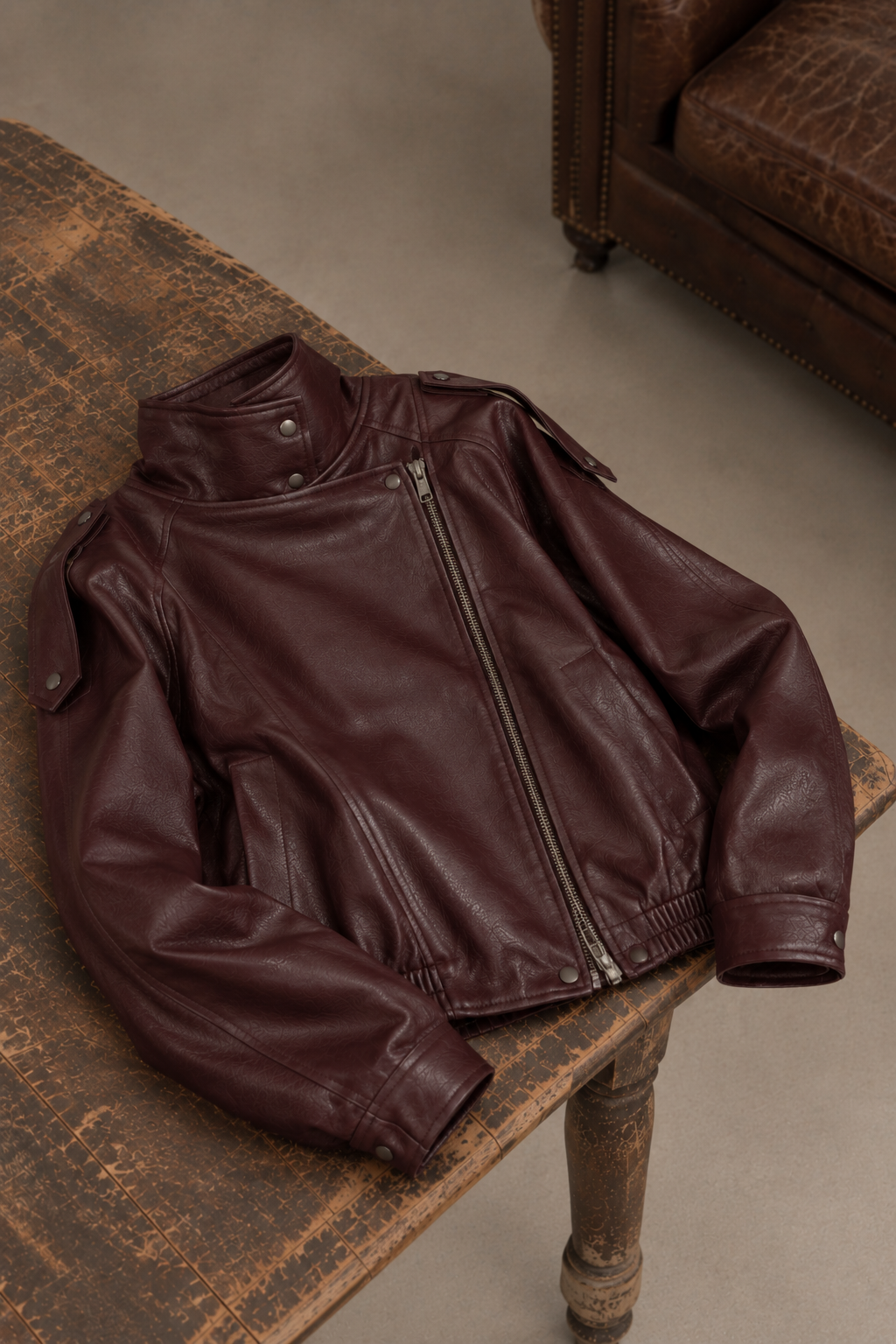 Elena | Chaqueta Efecto Piel con Cremallera Lateral