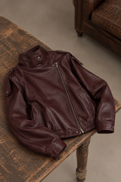 Elena | Chaqueta Efecto Piel con Cremallera Lateral