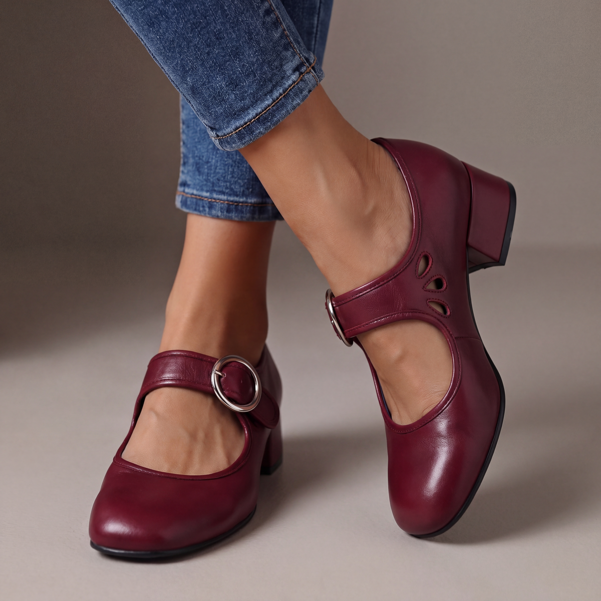 Véronique | Zapatos de piel con tacón y hebilla para mujer