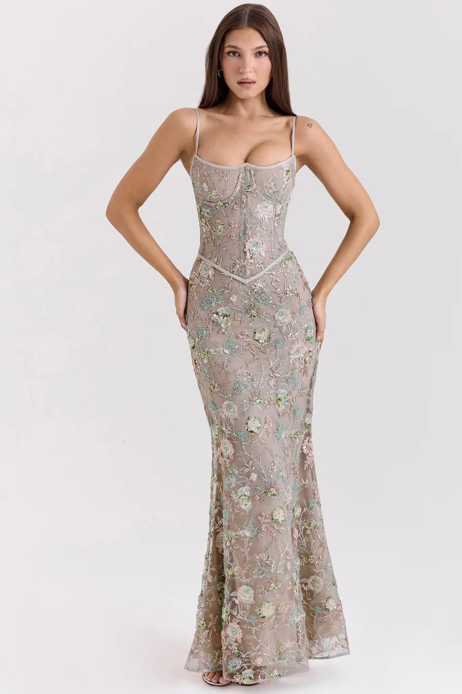 Naima • Vestido maxi elegante con caída fluida