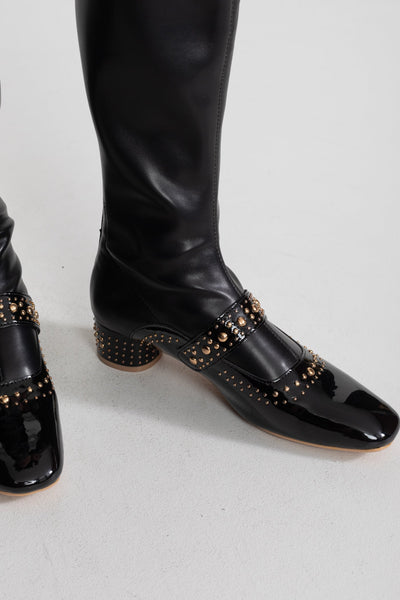 Botas Altas con Tachuelas y Correa de Perlas – Negro