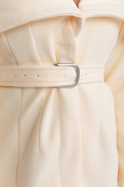 Abrigo Largo con Cuello Capa – Marfil
