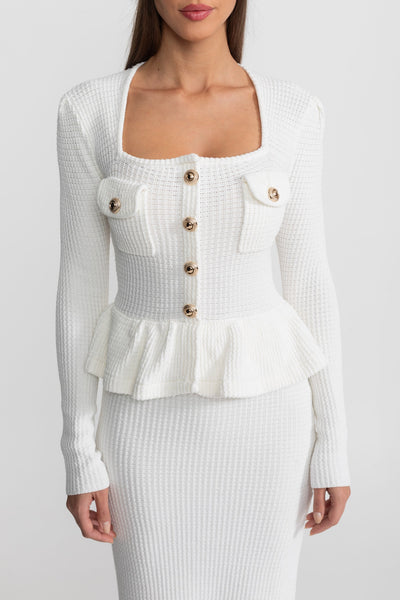 Vestido de Punto Texturizado con Peplum y Botones Dorados – Blanco